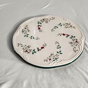 Pfaltzgraff winterberry trivet